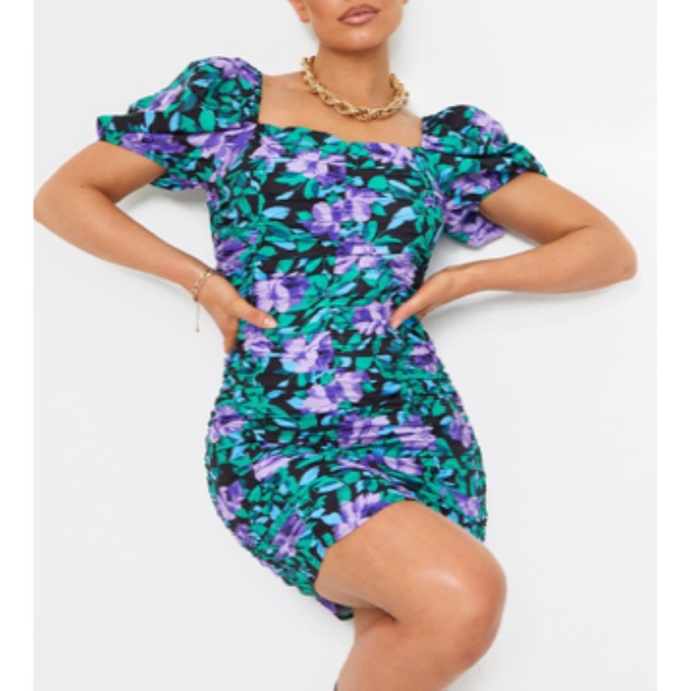 Pretty Little Thing Rouched Floral Dress